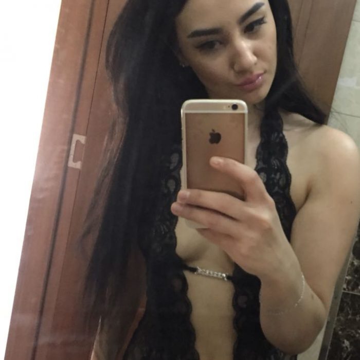 Türk Escort'ta Göz Alıcı Bayanlar ile Özgür Bir Deneyim