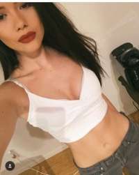 Güzel Arap Eskortunuz Selena’dan Size Özel Hizmetler