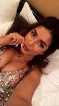 Tutkulu ve Ateşli Bir Arap Escort: Yüksek Kalitede Hizmet Vermek İçin Buradayım!